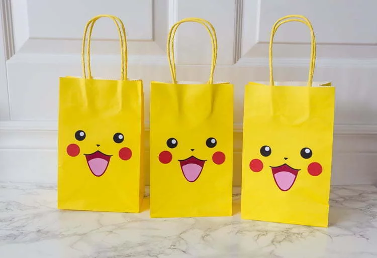Pikachu | party bags | party favors | Silhouette | Easy DIY | Sacs surprises | Fête | Pokémon |