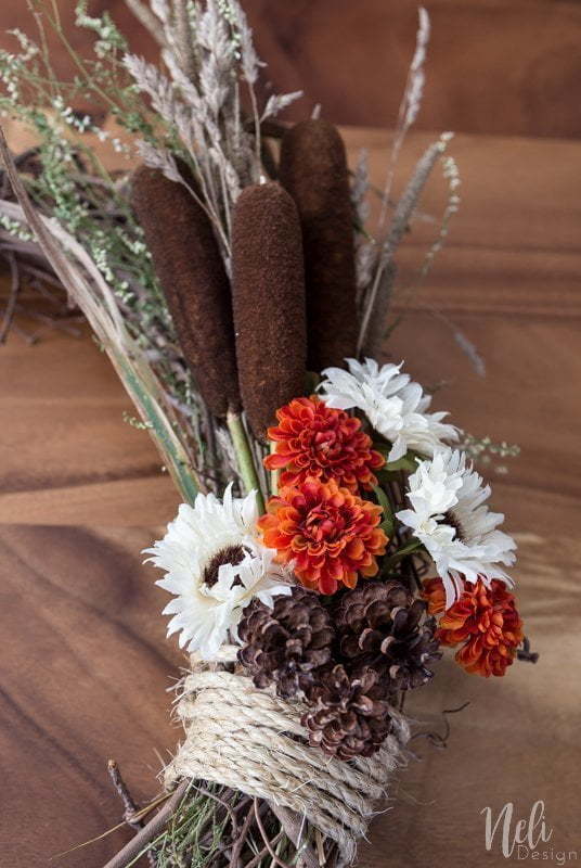 Fall Wreath | Autumn | DIY | Flowers | Tutorials | Home decor | Couronne d'automne | Pine cone | Cocotte | Quenouilles