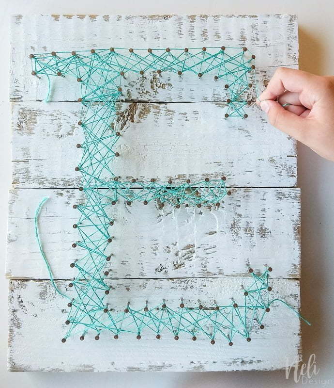 String Art Letter Initial | DIY | Teal | Easy craft for kids | Farmhouse | Vintage | Tutorial | Home Decor | Pattern | Corde | Inspiration | Initiale