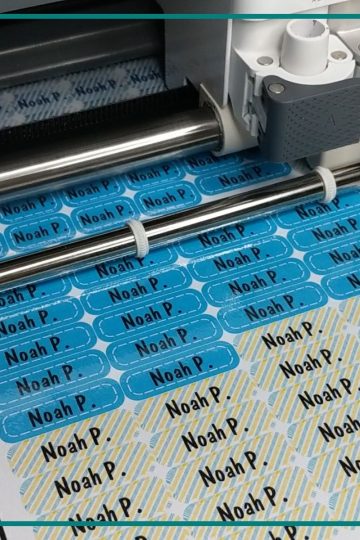 Étiquettes scolaires coupés par Cricut